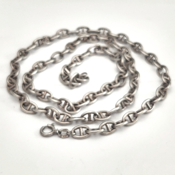 Long 28" Substantial Vintage Sterling Silver Gucci Link Necklace - Picture 3 of 5